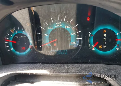 2010 Ford Fusion Se z USA, uszkodzony, nr VIN 3FAHP0HG5AR203747